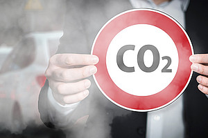 Klima-ÖkonomInnen der Uni Graz schlagen eine Weiterentwicklung der Steuerreform vor, um die CO2-Emissionen in Österreich deutlicher zu reduzieren. Foto: Gerd Altmann - pixabay