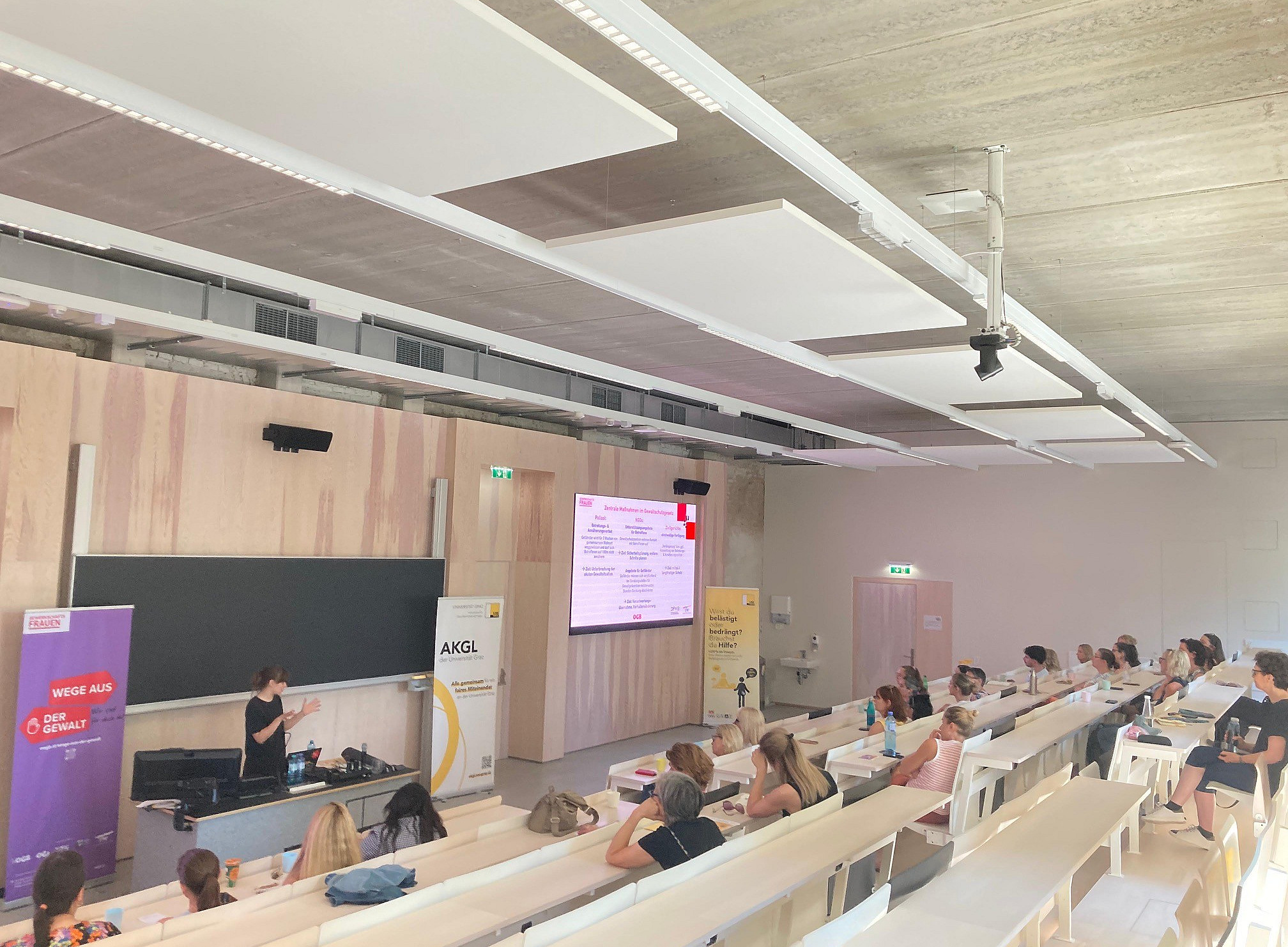 Vortrag im Jesuitenrefektorium der Uni Graz, Hörsaalsetting 