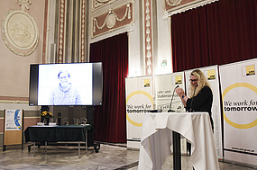 Barbara Grabher wurde zur Verleihung im Meerscheinschlössl zugeschaltet. ©Uni Graz/Schweiger