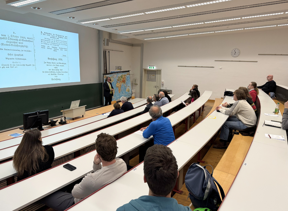 Martin Polaschek über die Signifikanz des Kriegswirtschaftlichen Ermächtigungsgesetzes sowie der Verfassung 1934 | Foto: Uni Graz/Hofbauer 