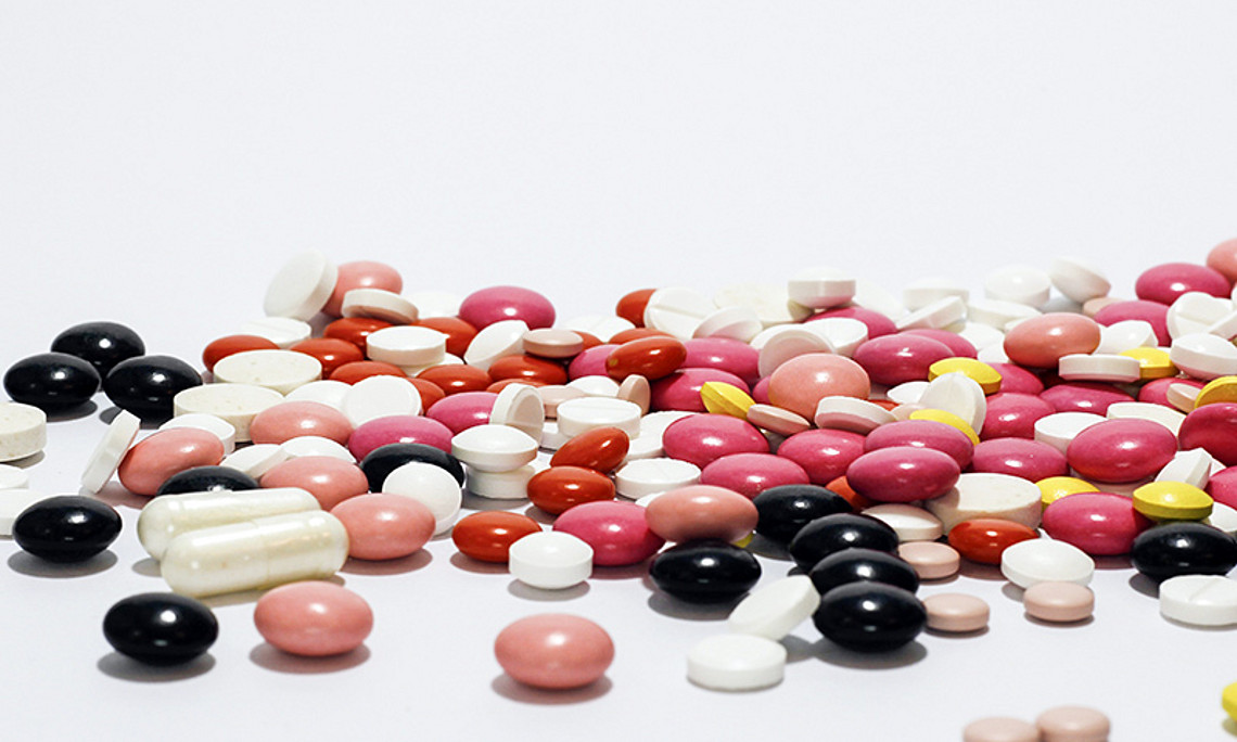 Schluckbeschwerden bei der Medikamenteneinnahme sollen reduziert werden: Mit Uni-Graz-Unterstützung kommen winzige Tabletten auf den Markt. Foto: pixabay