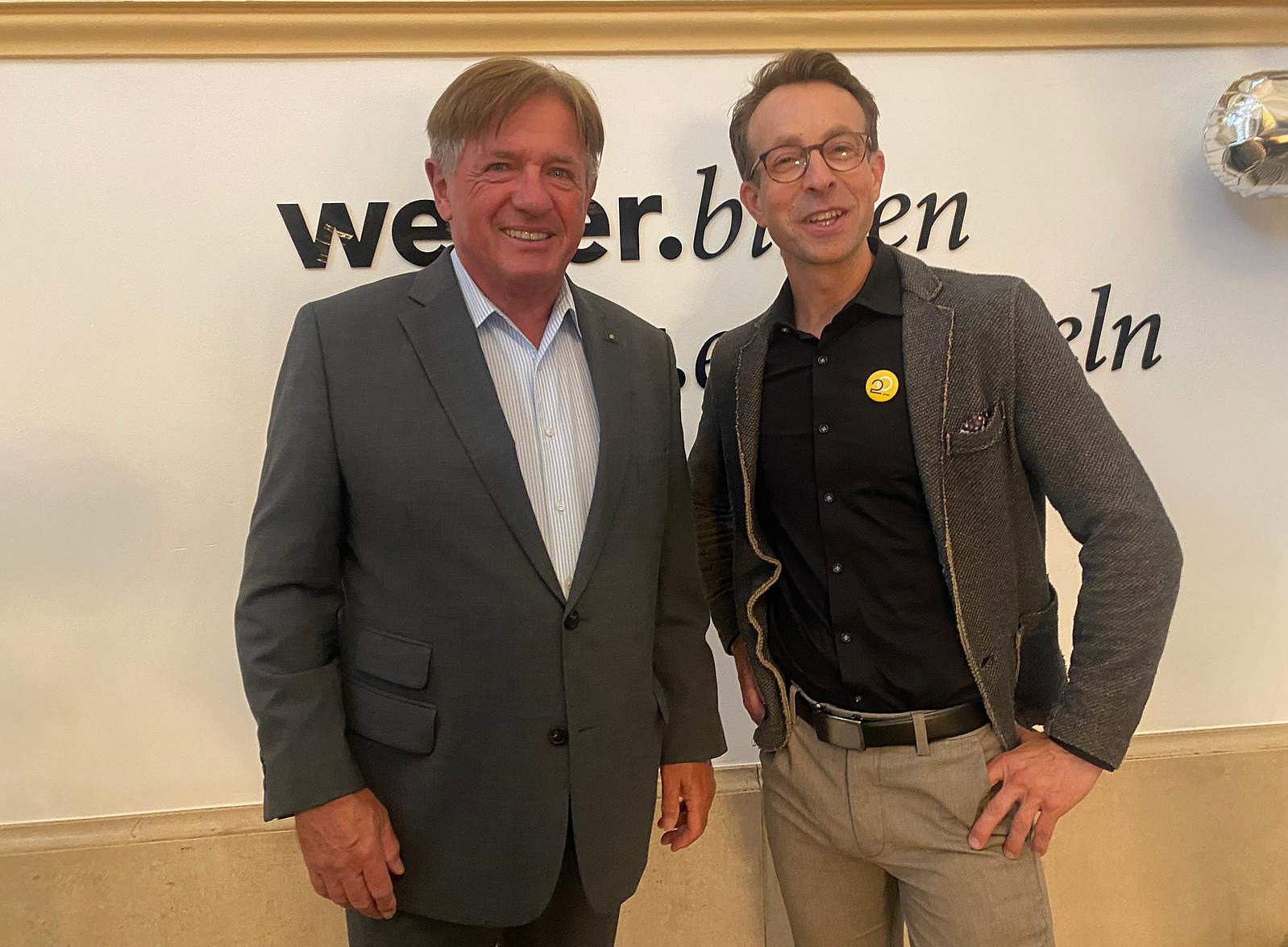 Vereinsvorstand Mag. Volker Pichler mit UNI for LIFE-Geschäftsführer Stephan Witzel 