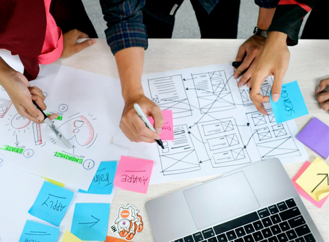 Bild von der Arbeit beim Design Sprint 