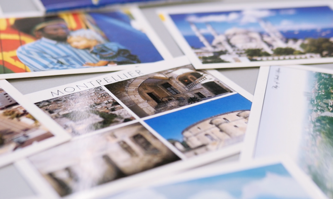 Postkarte von DAF-DAZ AbsolventInnen UNI for LIFE