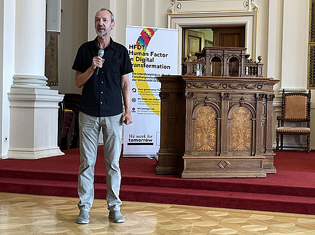 Manfred Fuellsack Keynote, HFDT Symposium 2025, Forschungsnetzwerk Human Factor in Digital Transformation HFDT Universität Graz ©Uni Graz/Staudegger