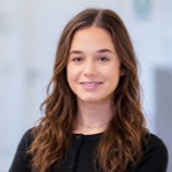 Portraitbild Leonie Schmarda