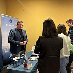 Stand des Sponsors "Biogena" ©Kira Dienstl