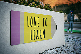Sign love to learn