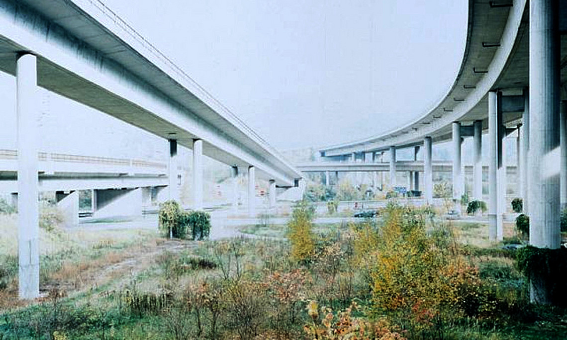 Foto: Neue Galerie Graz/Universalmuseum Joanneum, Walter Niedermayr, Bruck an der Mur, 1997 (Diptychon Ausschnitt)