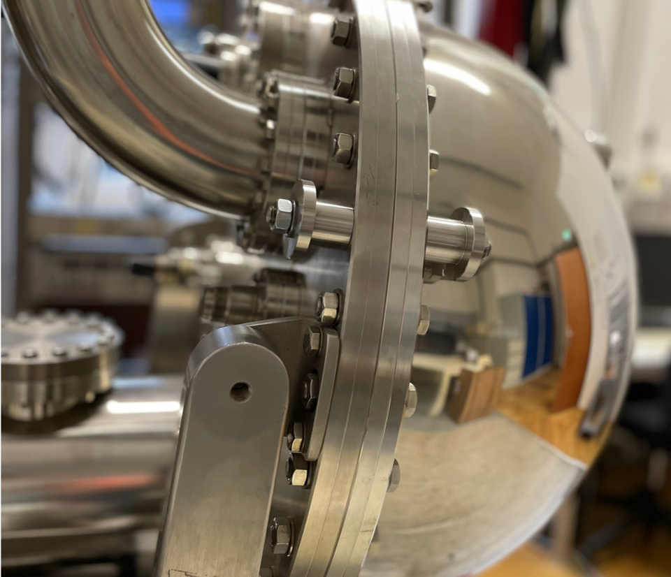 Hemispherical electron energy analyser ©Uni Graz/Zamborlini