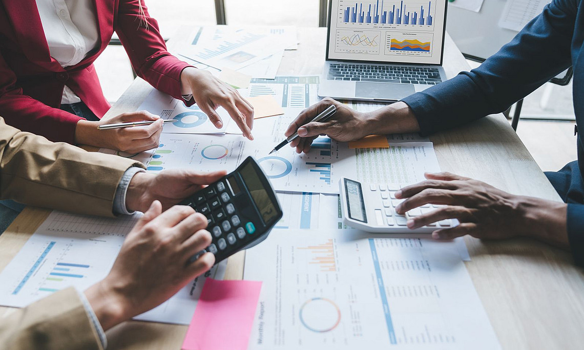Adobe Stockphoto: Group work
