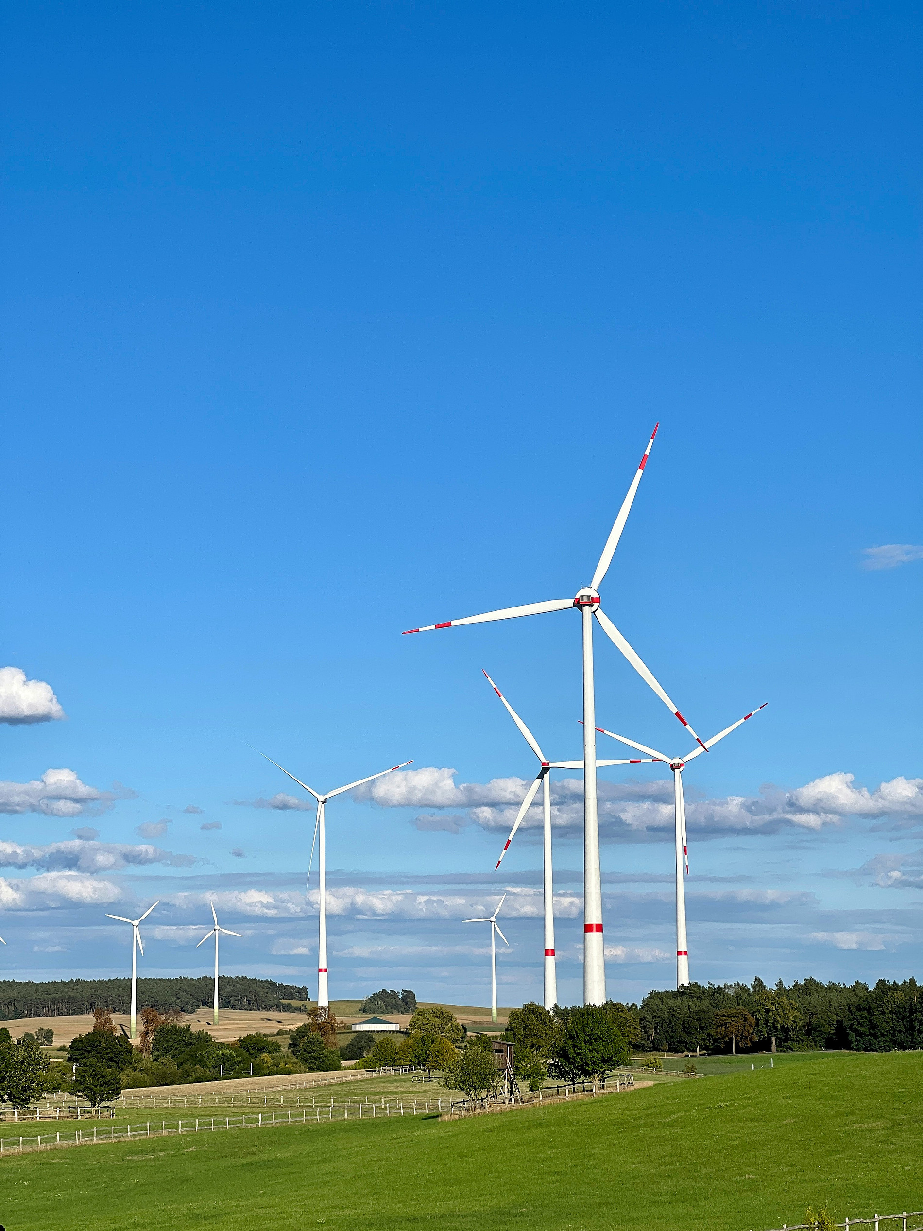 wind turbines 