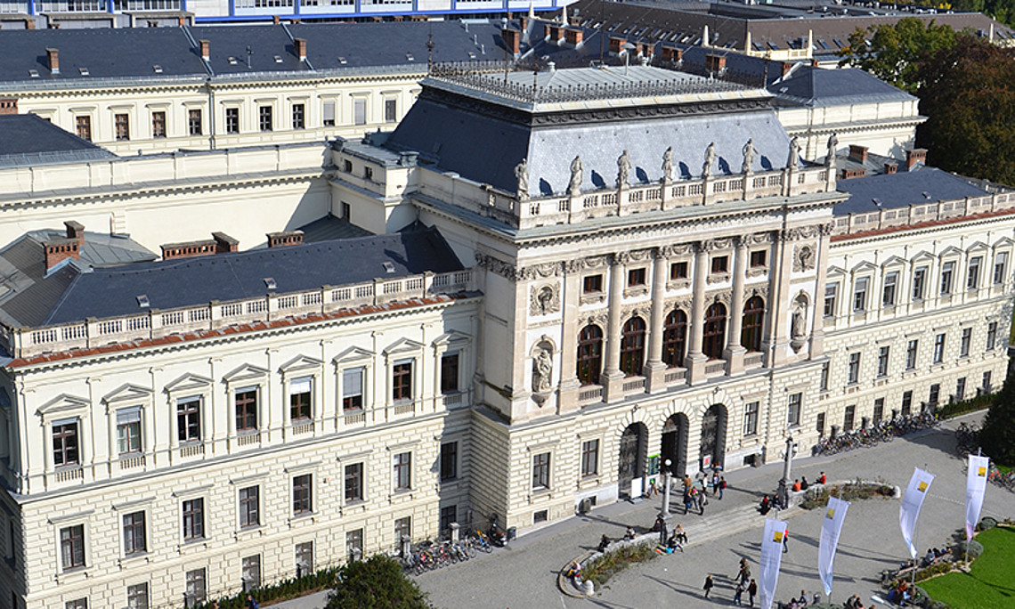 KunsthistorikerInnen an der Uni Graz setzen sich mit Kunst und Kleidung auseinander. Foto: Uni Graz