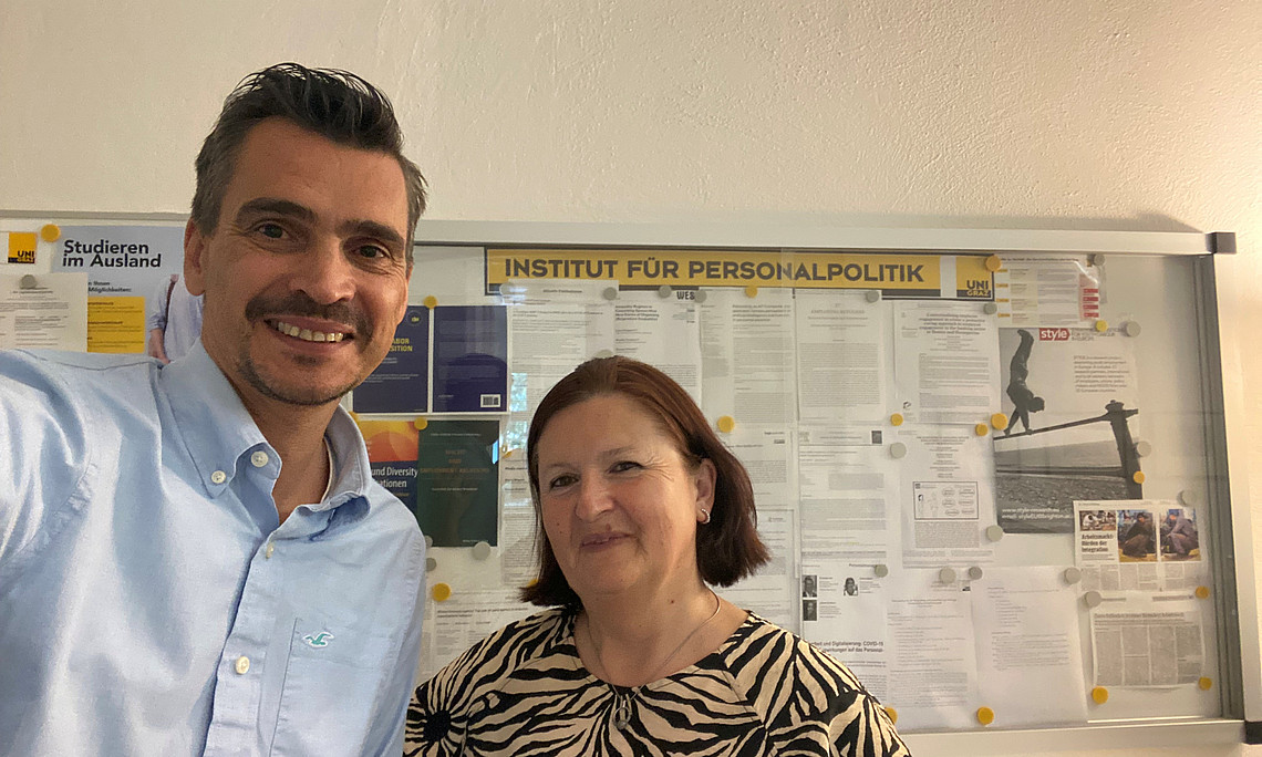 Bild zeigt Dr. Christian Hirt und Zijada Rahimic