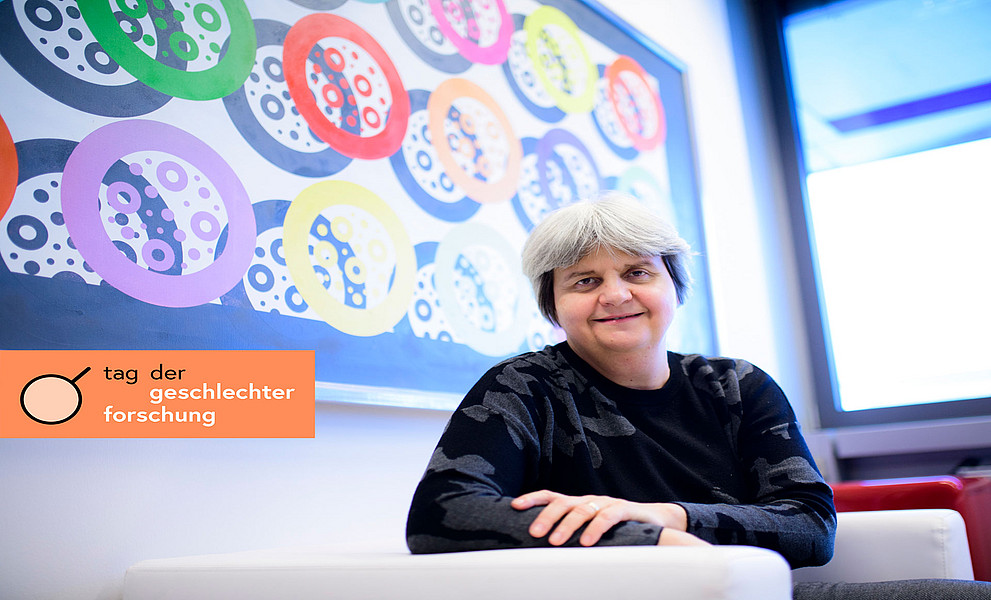 Marion Löffler in ihrem Büro