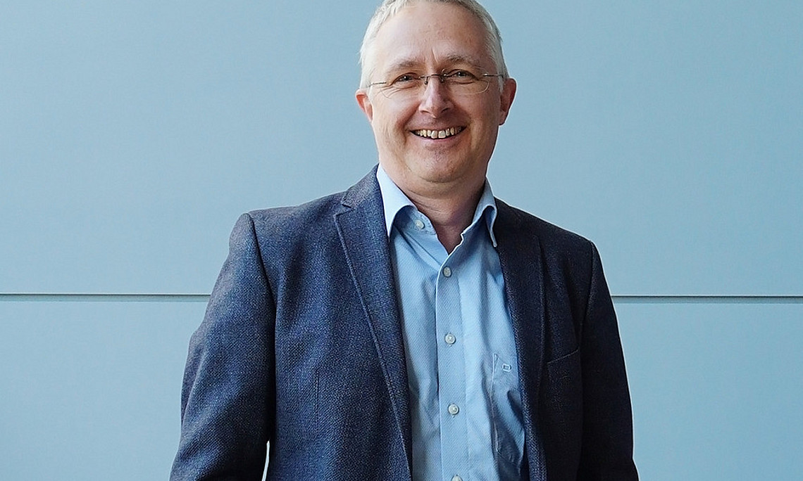 Prof. Oberleitner von vorne