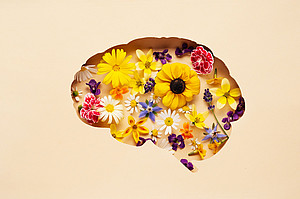 Blüten - Umrisse eines Gehirns darstellend ©Katecat - stock.adobe.com