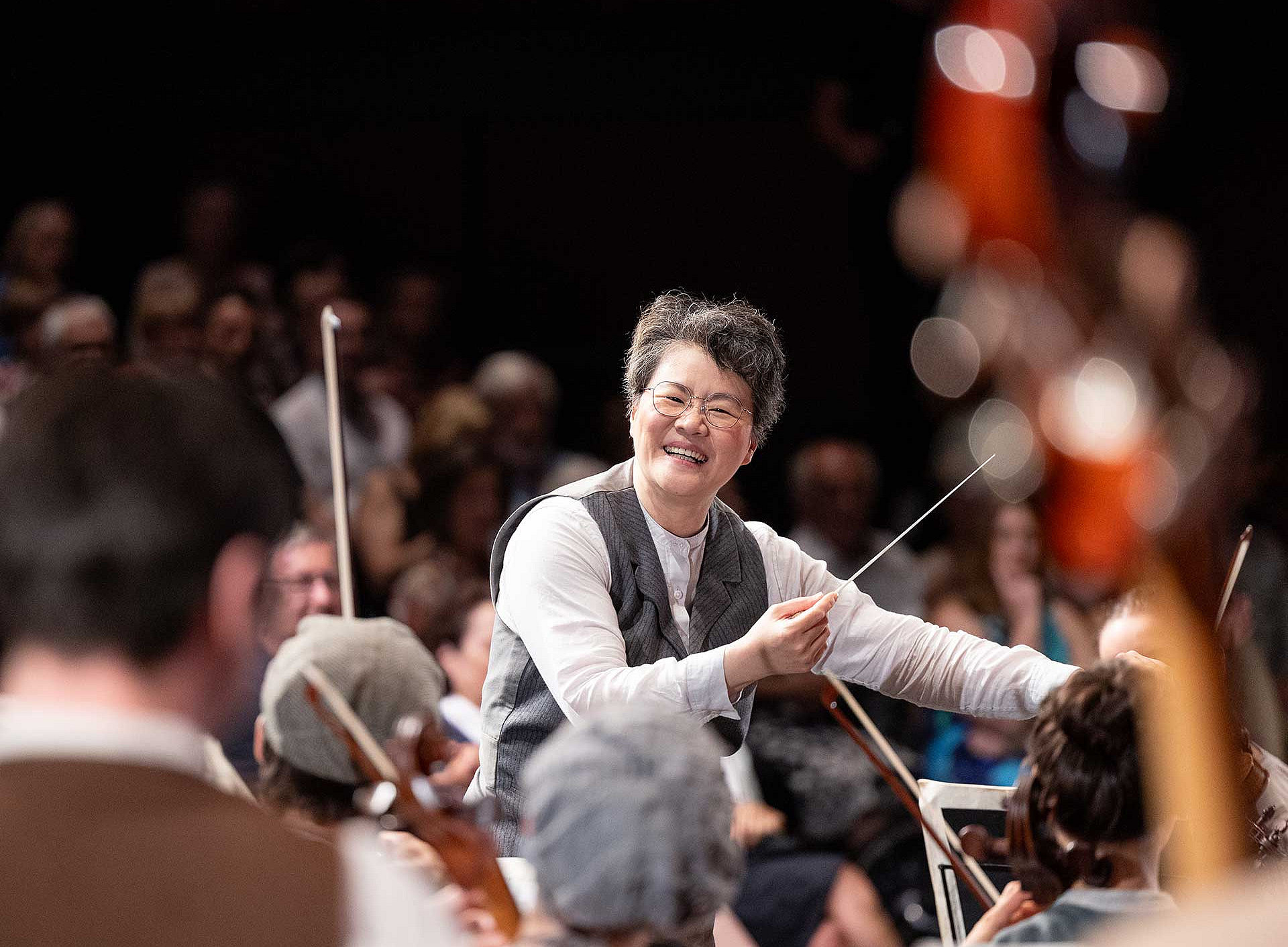 Das Styriarte Youth Orchestra mit Dirigent Mei-Ann Chen ©Nikola Milatovic