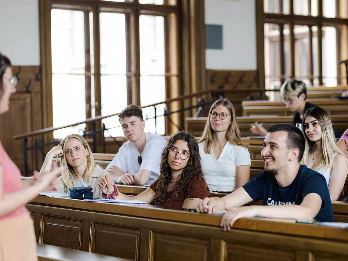 Studierende im Hörsaal Foto: Uni Graz/Kanizaj