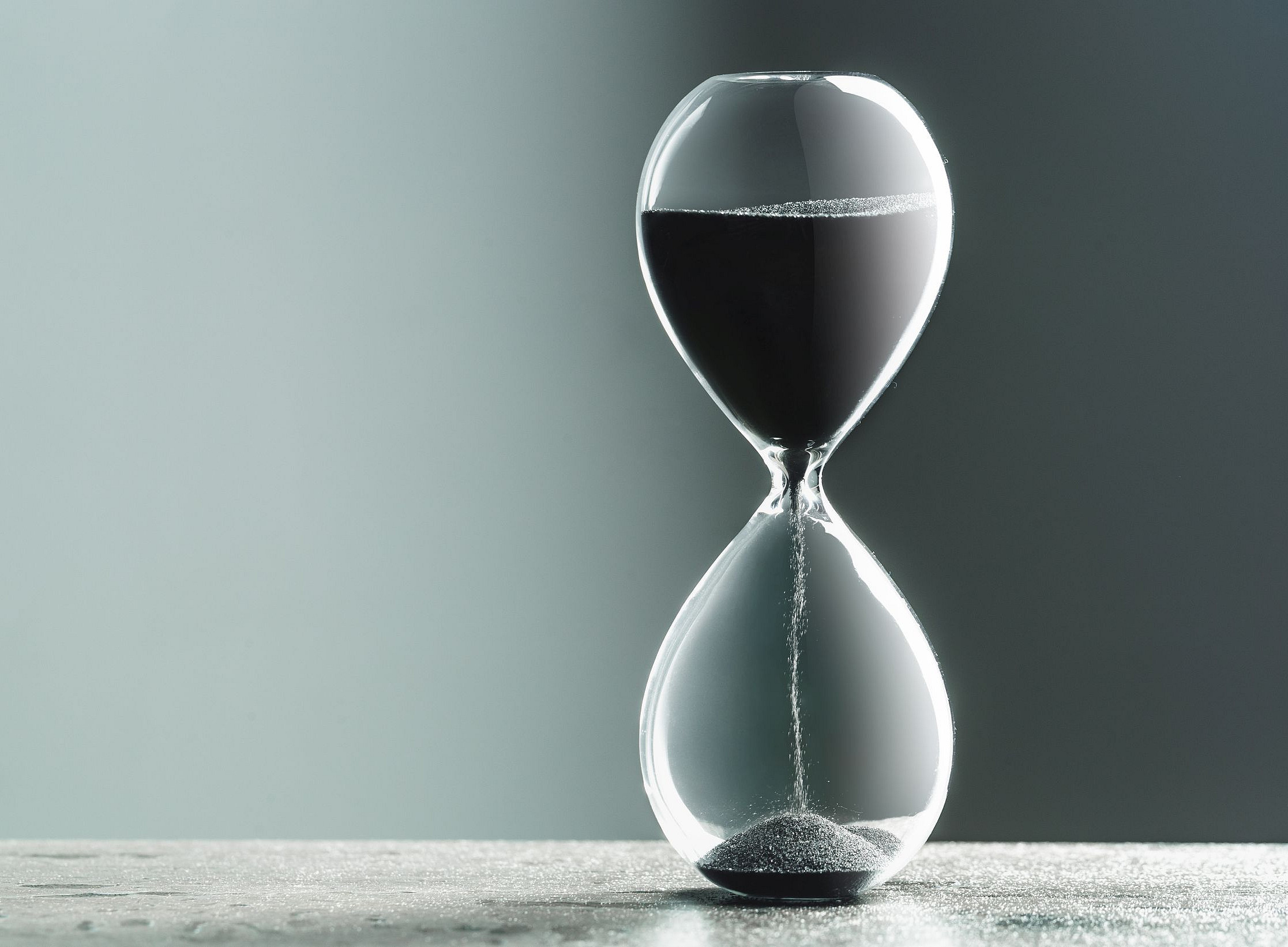 sanduhr ©NewFabrika - stock.adobe.com