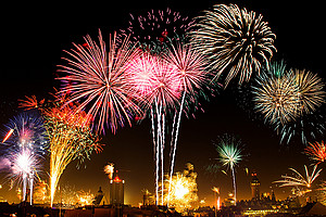 Farbenprächtige Feuerwerke signalisieren nicht nur den Jahreswechsel, sondern erzeugen auch besonders viel so genannten Ultrafeinstaub. Foto: nickgesell/pixabay.com