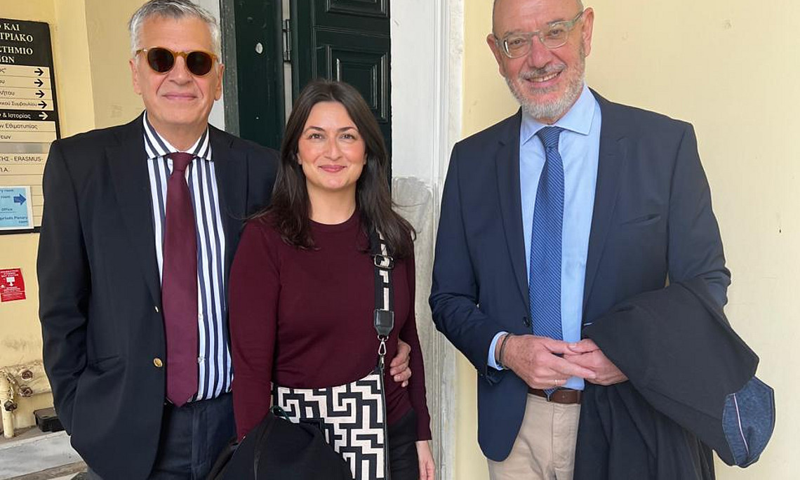 Prof. Stamoulis mit Ehepaar Argárate