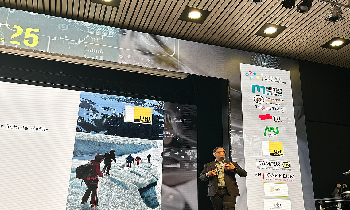 Philipp Spitzer bei der Keynote