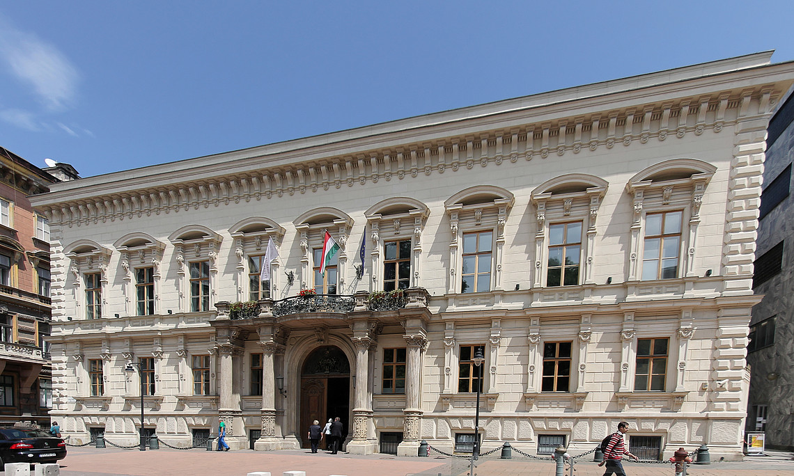 Andrassy Universität Budapest; Hauptgebäude