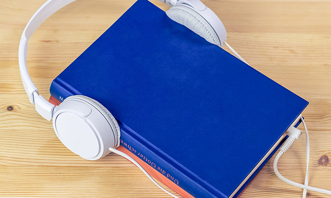 Schriften, die gehört gehören - damit hat sich Eva Fauner in ihrer Dissertation beschäftigt. Foto: pexels.com