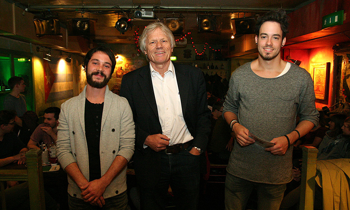 Wissenschaft im Pub - am 19. Oktober ging's um Geheimdienste: Christian Fercher, Siegfried Beer und Lukas Grumet (v.l.) Foto: Uni Graz/Schweiger 