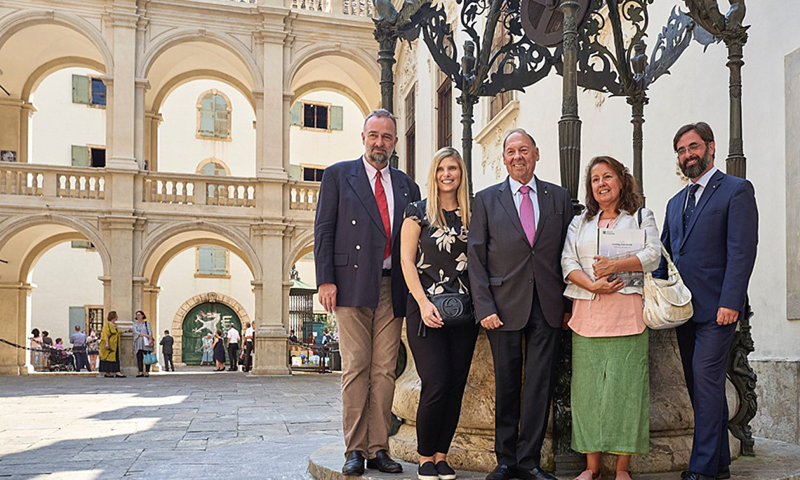 Karl Habsburg-Lothringen (Blue-Shield International), Eva Klein (Universität Graz), Günter Nebel (Sponsor), Margit Stadlober (Universität Graz) und Friedrich Schipper (Universität Wien). Fotos: Ester Wendt.