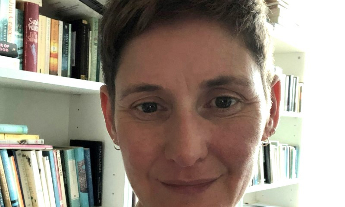 Sarah Falcus