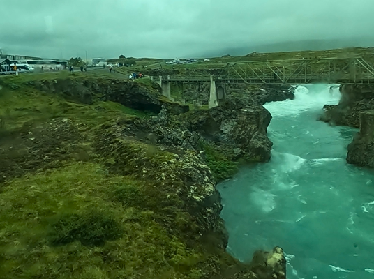 Fluss in Island ©Annika Gruber | Global Diary