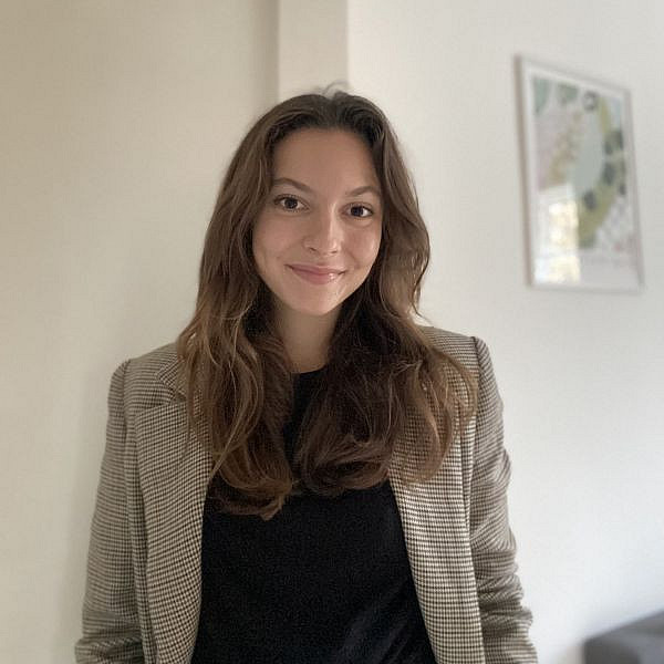 Johanna Locher Ein Portrait von Johanna Locher.