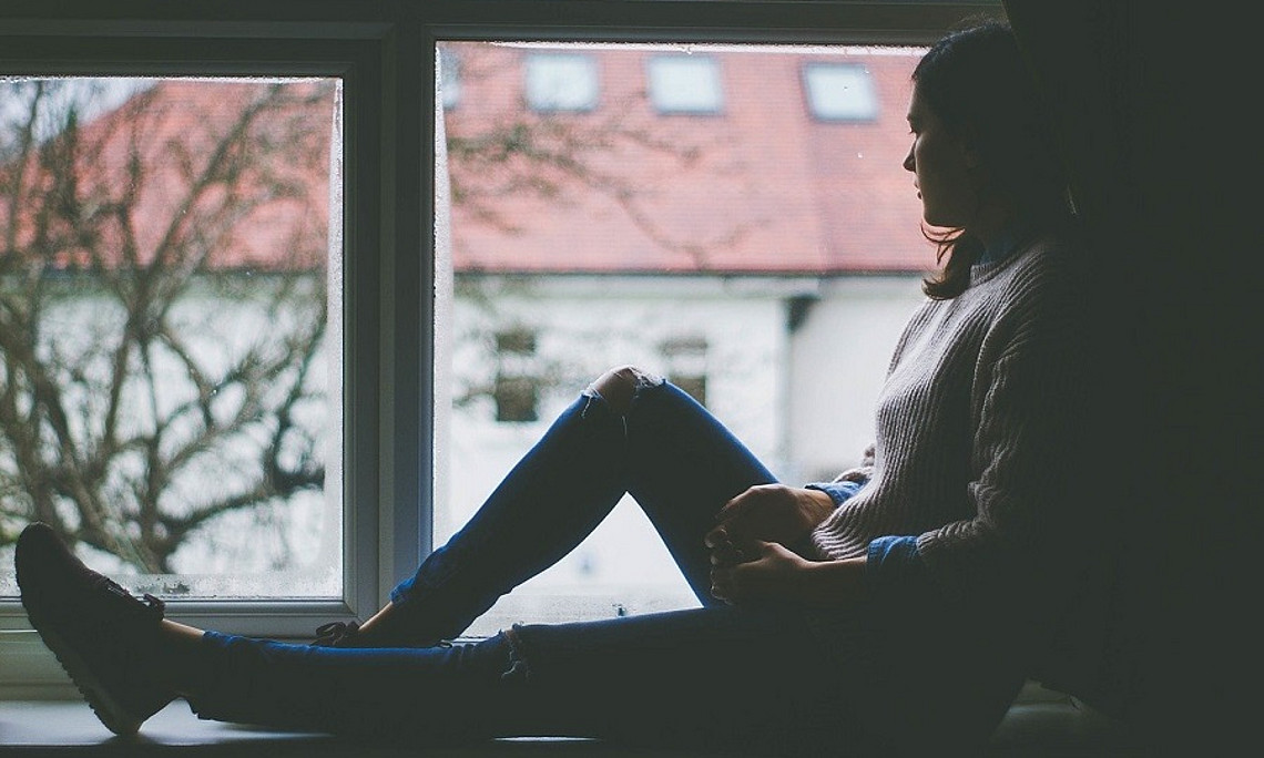 Der fehlende Kontakt zur Außenwelt setzt dem Großteil der Studierenden zu. Hybride Lehrangebote kommen ihren Bedürfnissen entgegen und mindern die Belastung. Foto: Pixabay