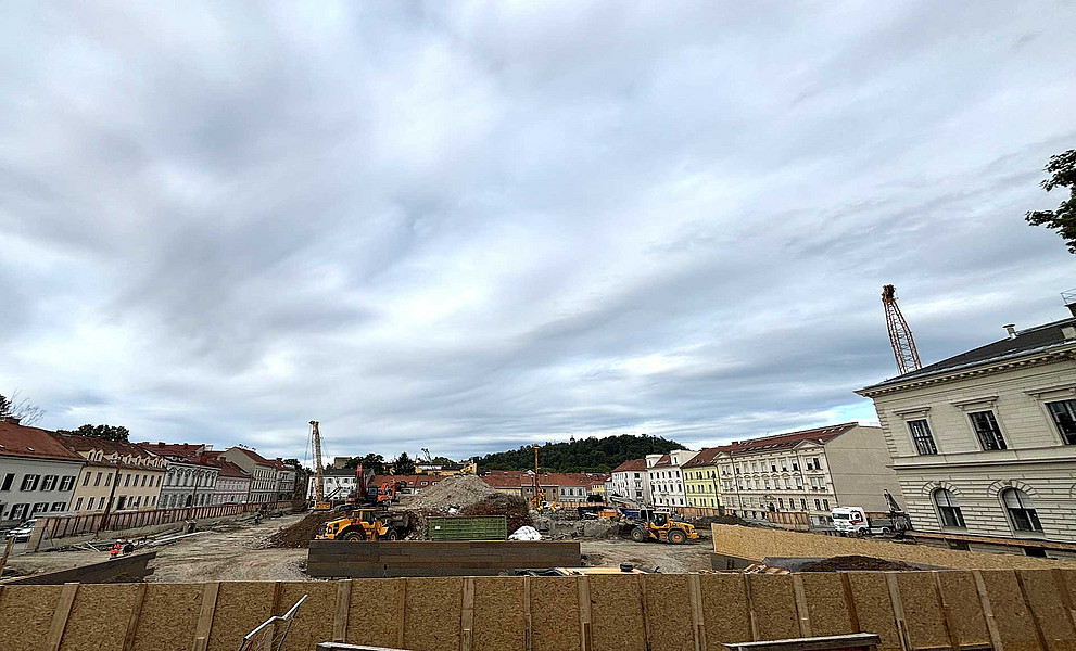 Blick auf das Areal der Baustelle