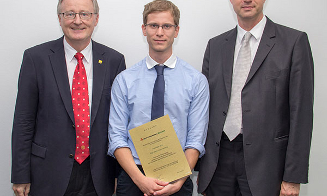 Rudolf Bauer, Marin Hedenig und Dr. Fritz Gamerith, Geschäftsführer der Rottapharm/Madaus GmbH Wien. Foto: Madaus.