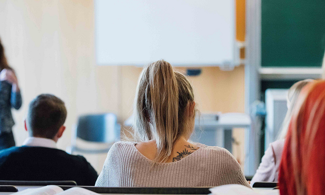 Studierende in einer Vorlesung