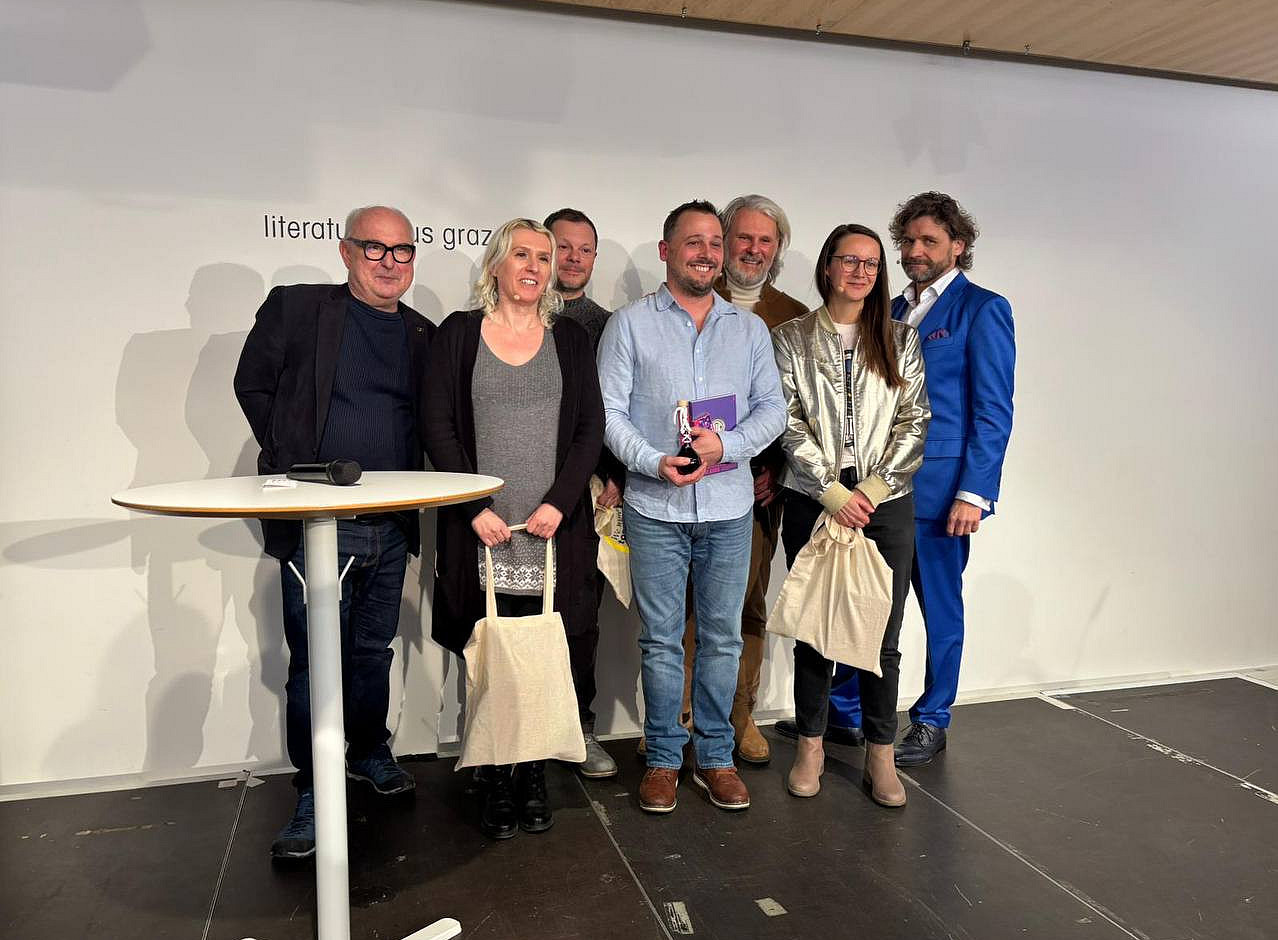 Die Teilnemer:innen und Veranstalter von Science meets Poetry ©Die 7. Fakultät