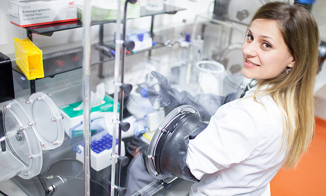 Martina Schweiger, Institute of Molecular Biosciences of the University of Graz, contributed to this publication as a part of the Austrian Excellence Cluster on Lipid Research. Photo: Uni Graz/Grumet. 