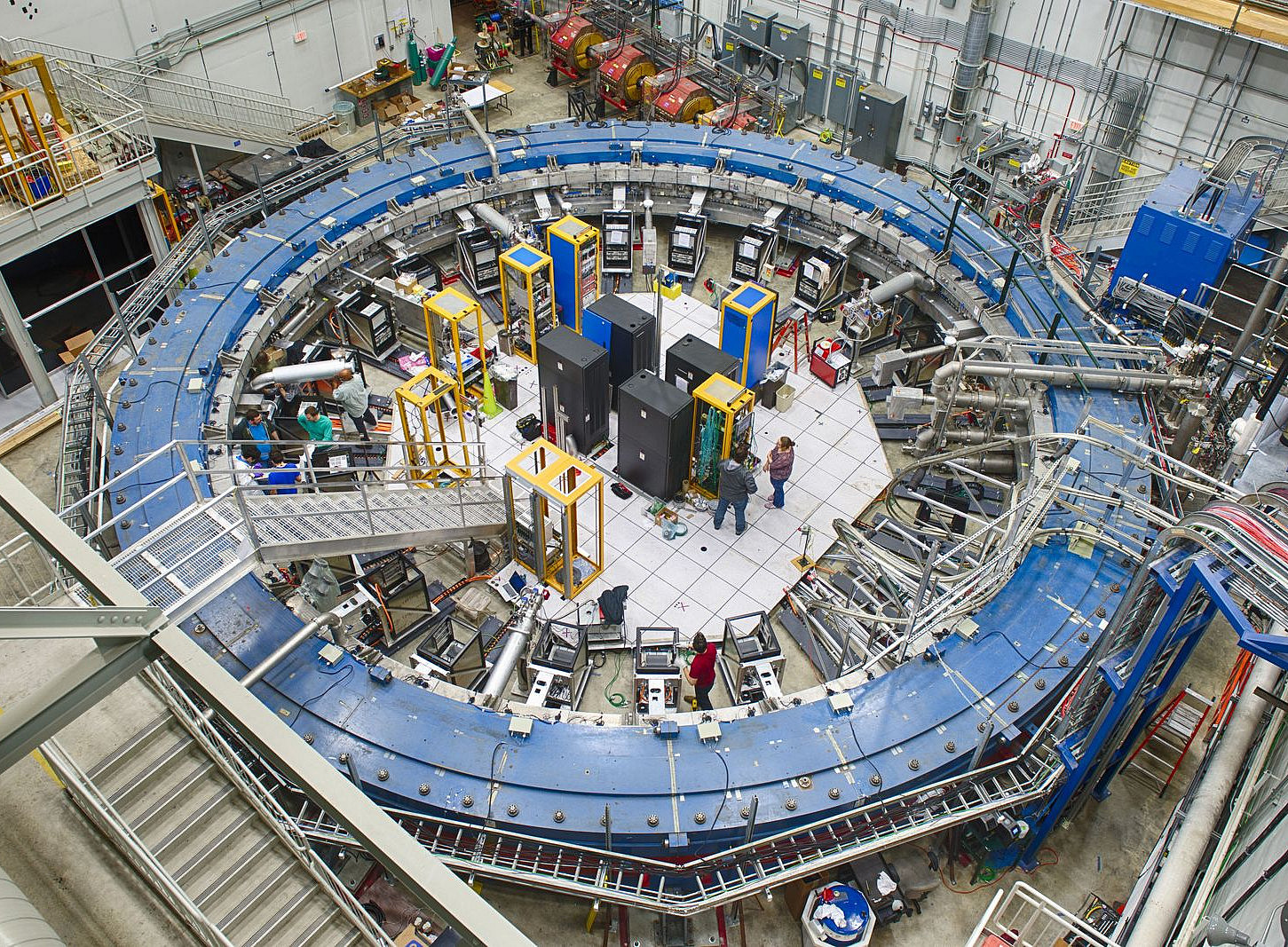 A bird's eye view of the US Fermilab accelerator. ©Fermilab, CC BY-SA 4.0 
