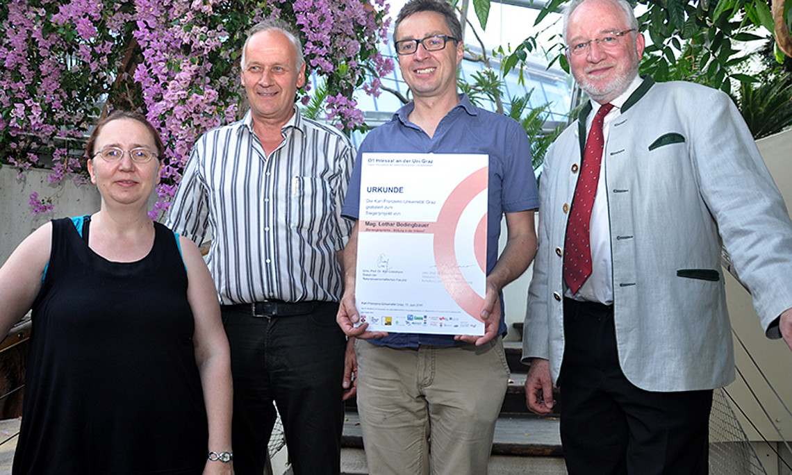 Institutsimkerin und Dissertantin Jutta Vollmann, steirischer ImkerInnen-Präsident Maximilian Marek, Wettbewerbssieger und Wissenschaftsjournalist Lothar Bodingbauer sowie Bienenforscher Karl Crailsheim waren Podiumsgäste bei den Bienengesprächen.