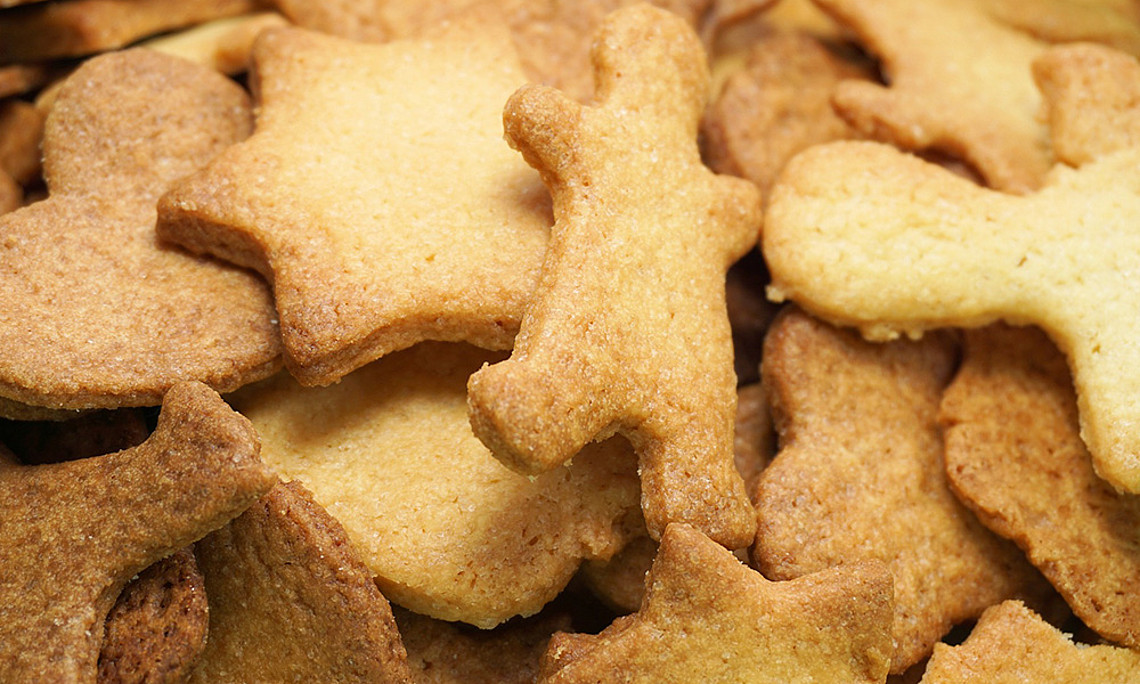 Auch in der Weihnachtsbäckerei steckt Chemie. Foto: Andeas Lischka - pixabay