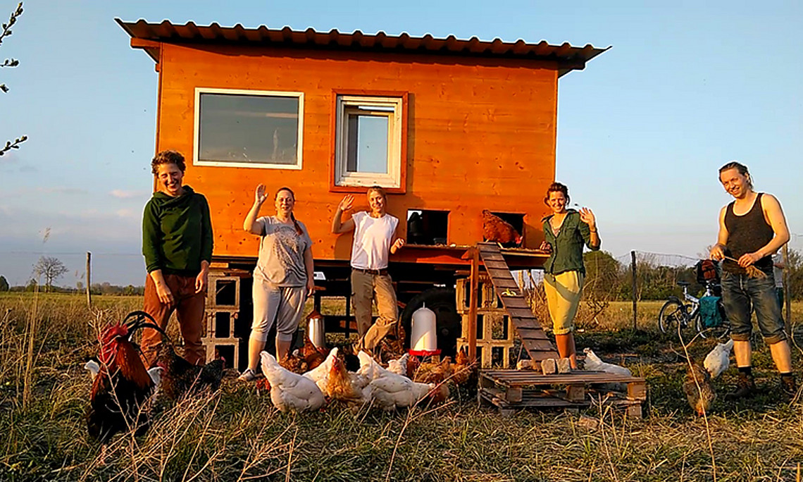 Solidarisch wirtschaften, um gemeinsam einen Weg aus der Klimakrise zu finden - darum geht es zum Beispiel auch der Landwirtschaftsinitaitive "Ouvertura" in Niederösterreich. Ein Forschungsprojekt holt diese und ähnliche Projekte nun vor den Vorhang. Foto: Ouvertura. 