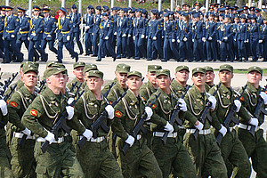 Die heutigen russischen Soldaten werden als Nachfolger der Helden des Zweiten Weltkrieges inszeniert. Foto: pixabay