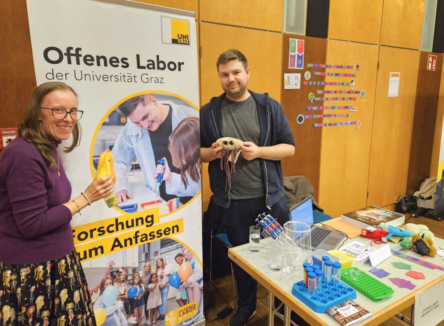 Heide Beranek-Knauer and Lucas Eder from the Open Lab Graz at the 4th Styrian STEM Forum 