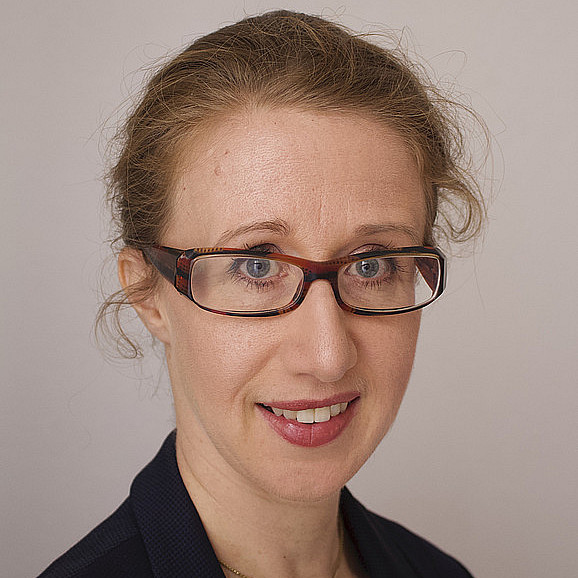 Julia Hoydis