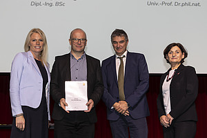 Univ.-Prof. Dr. Stefan Thalmann wurde im Rahmen der Erfinder*innen Ehrung 2023 geehrt