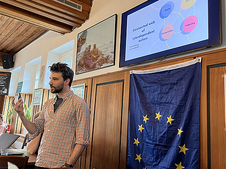 David Bierbauer, HFDT Workshop Entnetzung, Forschungsnetzwerk Human Factor in Digital Transformation HFDT Universität Graz ©Uni Graz/Staudegger