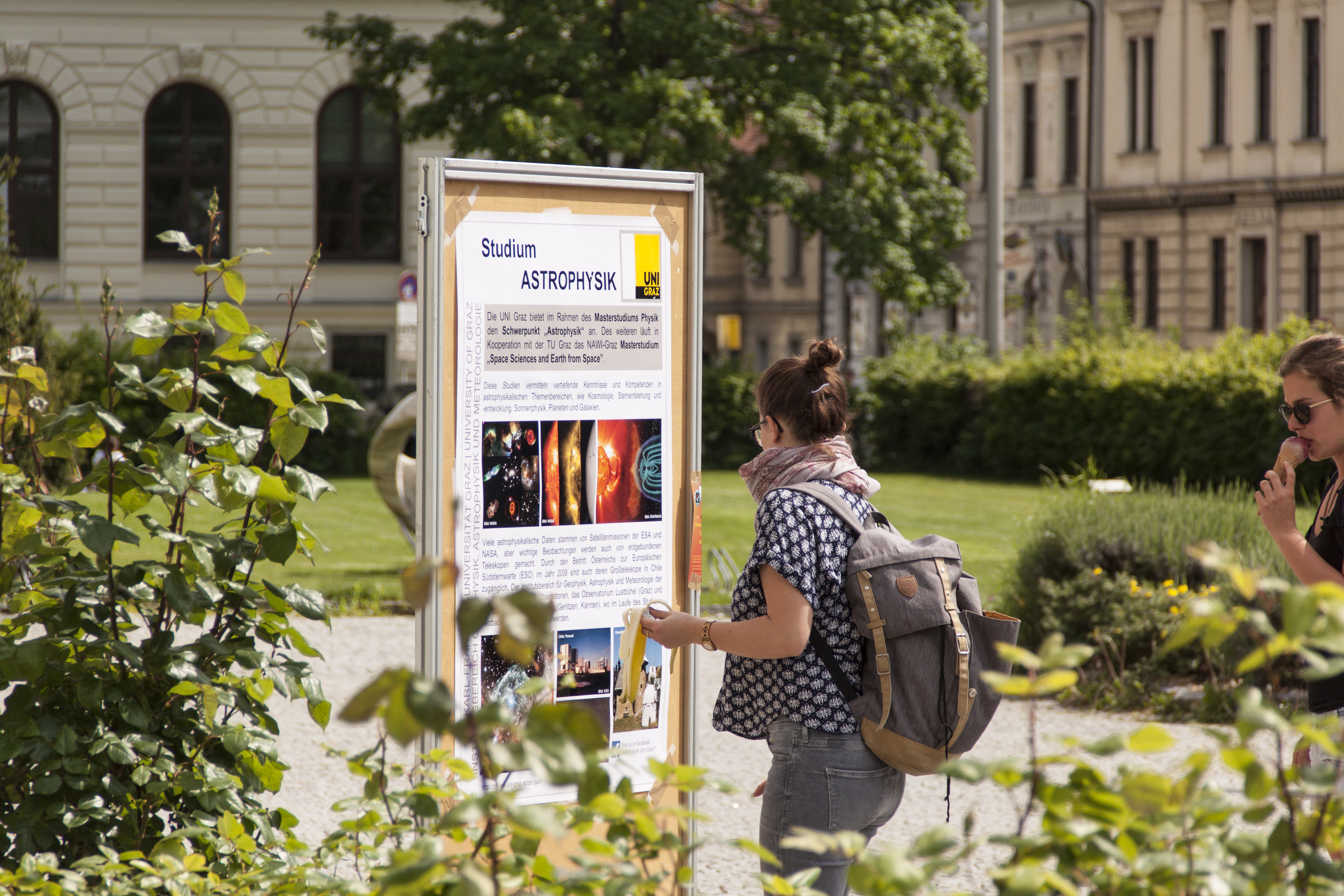 Werbung für ein Physik Studium inklusive 